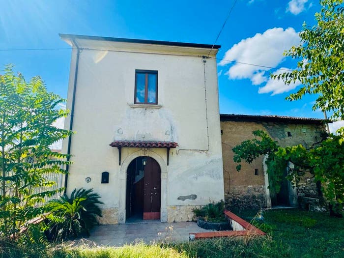 Casa quadrilocale in vendita in VIA GRADIFOSSI, Passo Di Mirabella Pianopantano, Mirabella Eclano