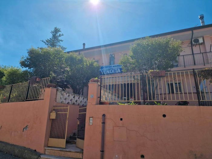 Appartamento trilocale in vendita in Via Fiume Esaro, Zona Capo Rizzuto Apriglianello Papanice, Crotone