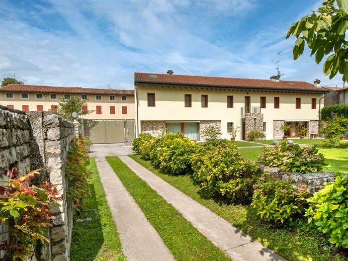 Casa con 6 locali in vendita in Via De Zan, Aviano Castello, Aviano