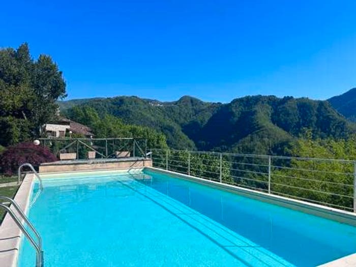 Casa con 6 locali in vendita in Loc Le Capanne SNC, Fabbriche di Vergemoli