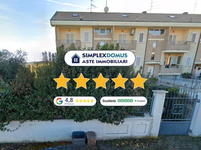 Casa con 6 locali in vendita in Via Pietro Nenni, Sant'Egidio alla Vibrata