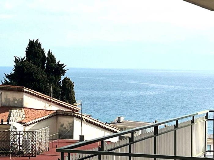 Appartamento bilocale in vendita in Corso Regina Margherita, Ospedaletti