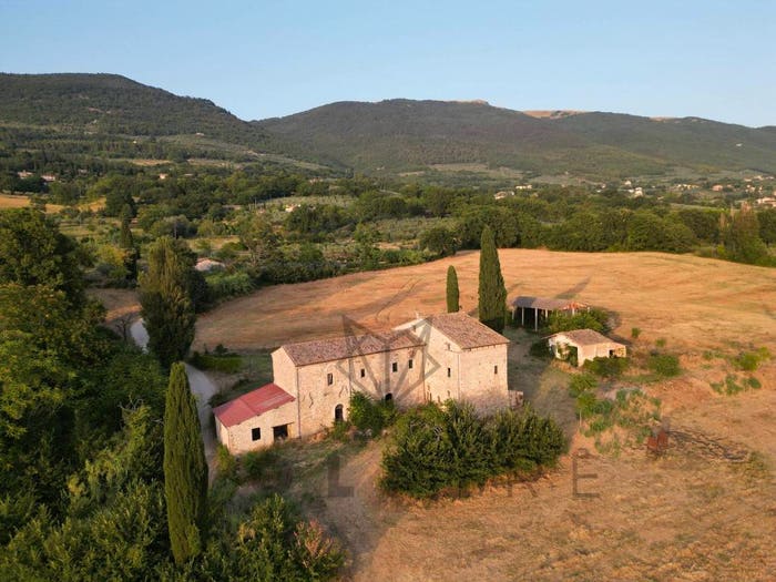 Casa con 6 locali in vendita in Via Madre Terra, San Damiano Rivotorto Capodacqua, Assisi
