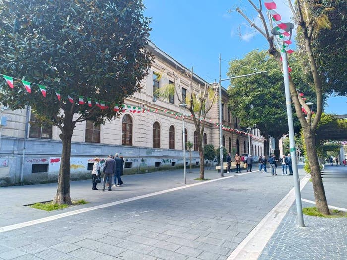 Appartamento con 5 locali in vendita in Via Vittorio Veneto, Centro Storico, Giugliano in Campania