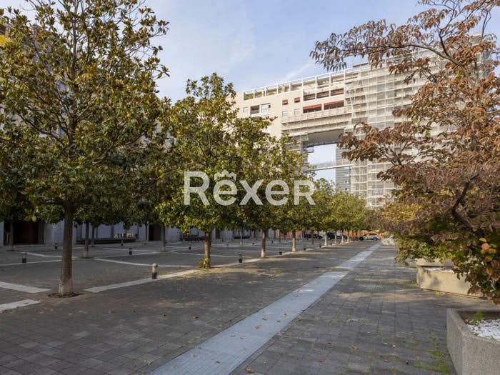 Appartamento quadrilocale in vendita in Piazza dei Daini, Bicocca, Milano