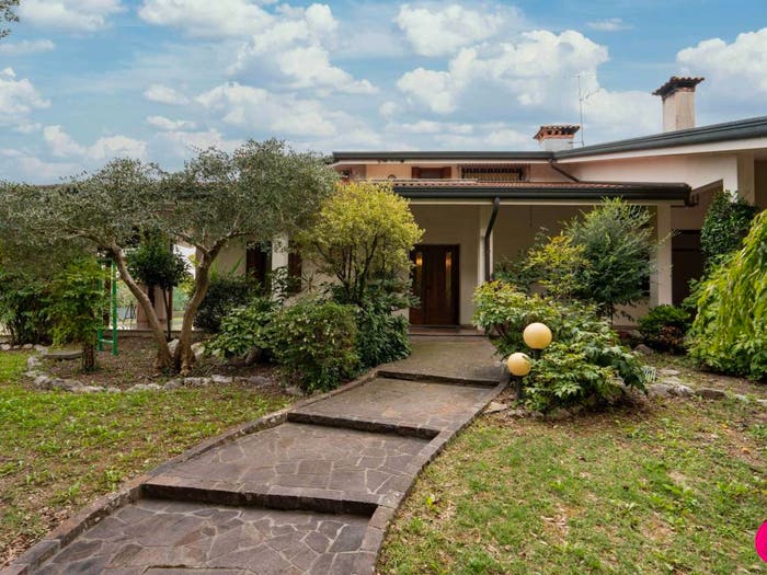 Casa con 6 locali in vendita in Via Luciani Papa, Pasiano, Pasiano di Pordenone