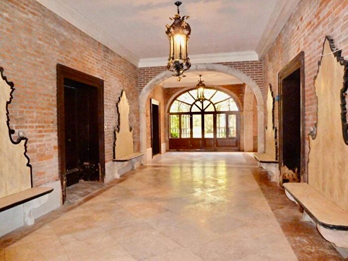 Appartamento con 6 locali in vendita in San Marco, Venezia