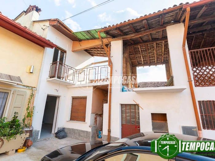 Casa trilocale in vendita in Via G Garibaldi, Centro, San Colombano al Lambro