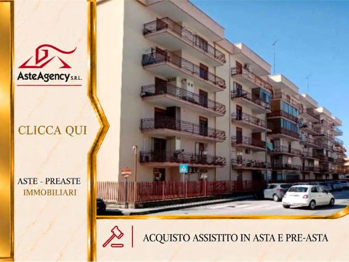 Appartamento con 6 locali in vendita in Via Dante, Fragagnano