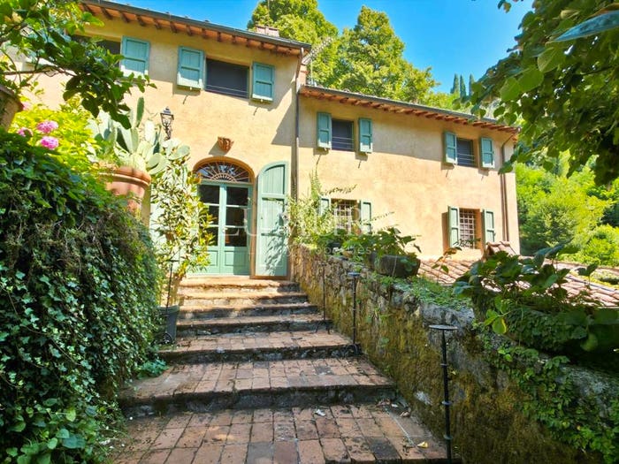 Casa con 6 locali in vendita in Via delle Gavine, Chiatri Piazzano, Lucca