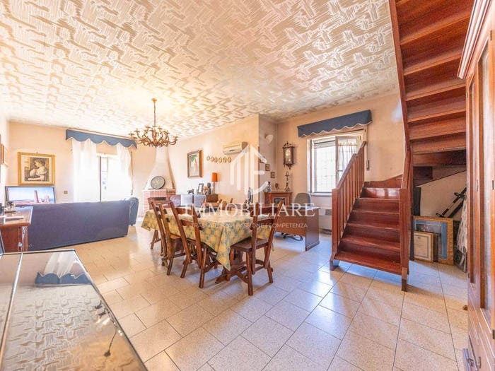 Appartamento quadrilocale in vendita in Via Algidus, Centro, Lariano