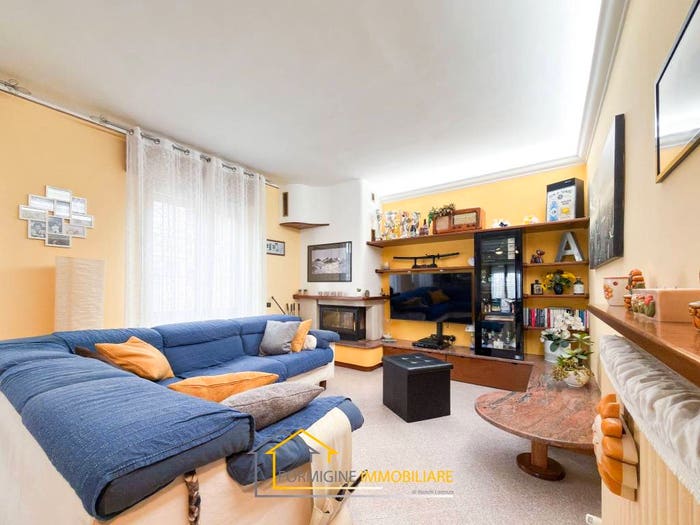 Appartamento quadrilocale in vendita in Via Giovanni Pascoli, Centro, Formigine