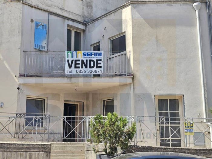 Appartamento trilocale in vendita in Via Annunziatella, Centro, Matera