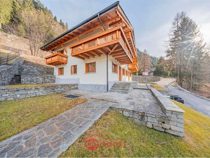 Appartamento trilocale in vendita in vecchia strada pianazzo, Madesimo