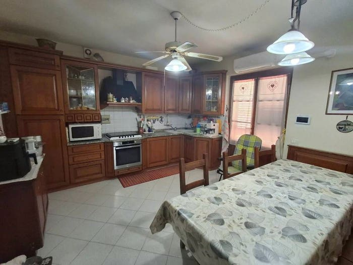 Casa con 6 locali in vendita in Località Battifolle, Battifolle, Arezzo