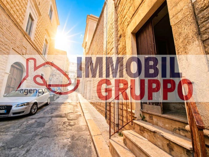 Appartamento bilocale in vendita in Via Flavio d'Excelsis, Centro Storico, Andria