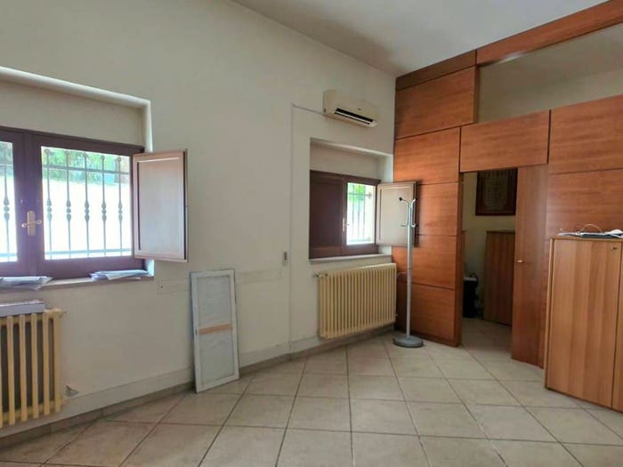Appartamento quadrilocale in vendita in Viale Venezia Giulia, Centro, Andria