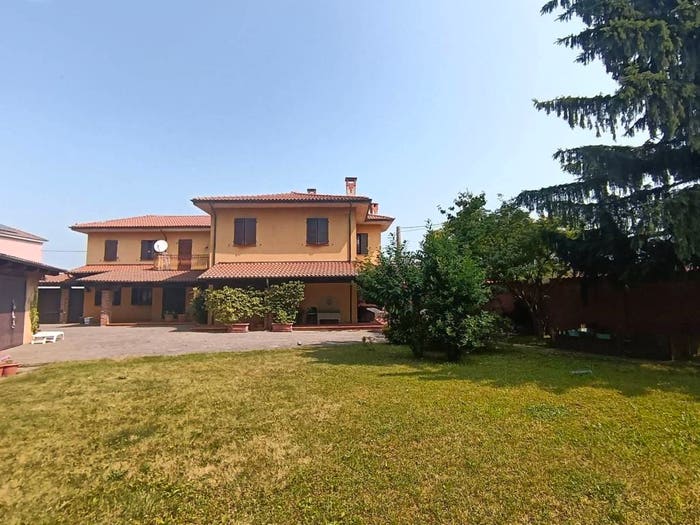 Casa con 5 locali in vendita in Via Roma, Centro, Mortara