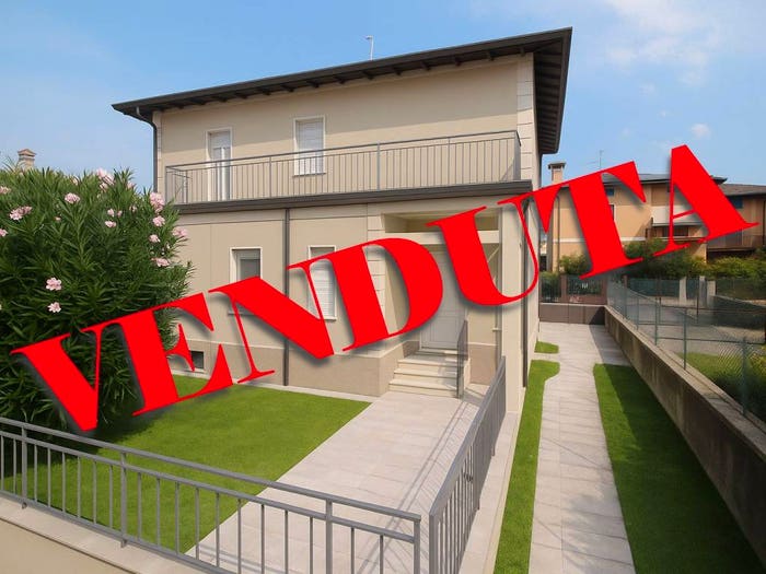 Casa trilocale in vendita in Via Privata Terzulli, Urago Mella, Brescia