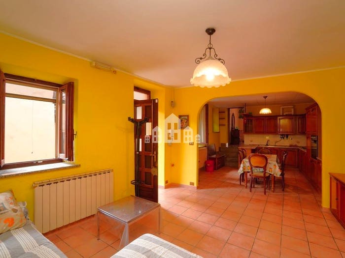 Appartamento quadrilocale in vendita in Via Arduino, Centro, Cuorgnè