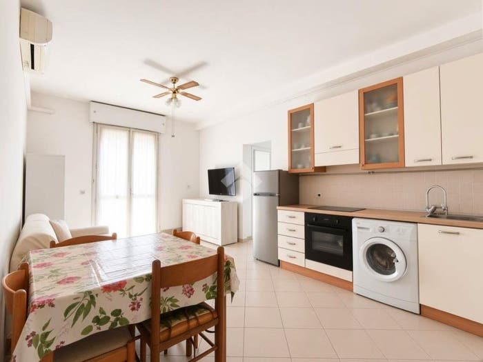 Appartamento trilocale in vendita in Viale Giuseppe Parini, Lido Adriano Lido di Dante, Ravenna