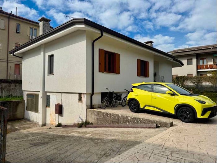 Casa con 6 locali in vendita in Via Vergerio, Centro, Monfalcone