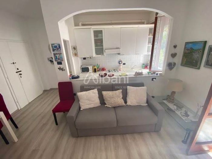 Appartamento trilocale in vendita in Lerici Paese, Lerici