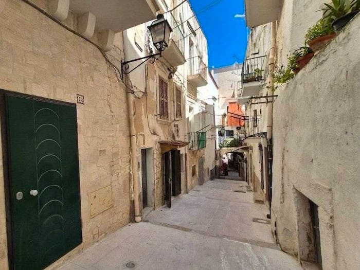 Appartamento trilocale in vendita in Via Celestino V, Centro, Vieste