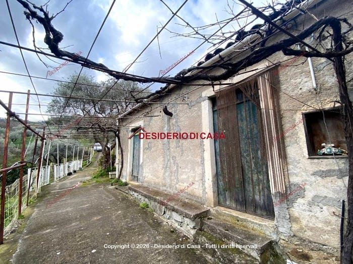 Casa bilocale in vendita in Contrada Rantu, Militello Rosmarino