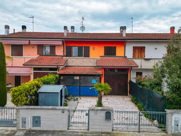 Casa con 6 locali in vendita in Via Luigi Furga, Centro, Canneto sull'Oglio