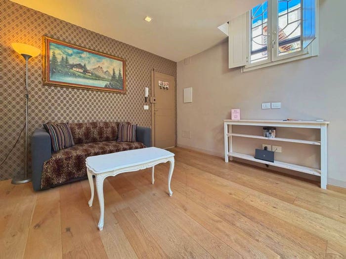 Appartamento trilocale in vendita in Piazza d'Ognissanti, Borgo Ognissanti Il Prato, Firenze