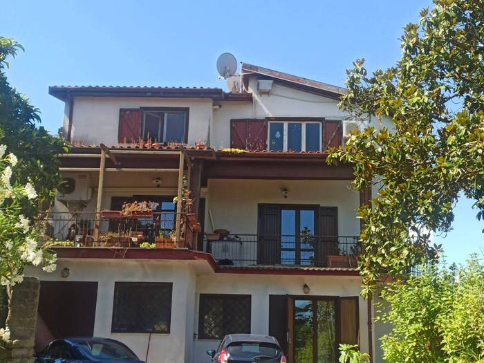 Appartamento trilocale in vendita in Via dell'Acquario, Ca' Bellina, Morlupo