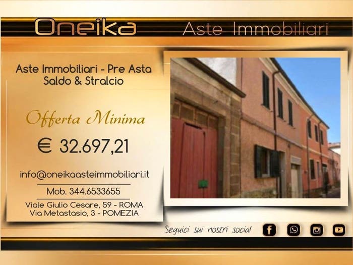 Appartamento con 6 locali in vendita in Via Amsicora, Ittiri