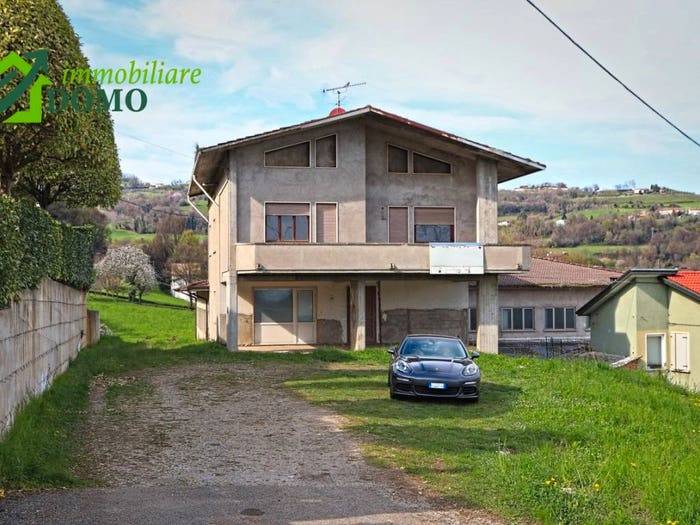 Casa con 6 locali in vendita in via lovara, Lovara, Trissino