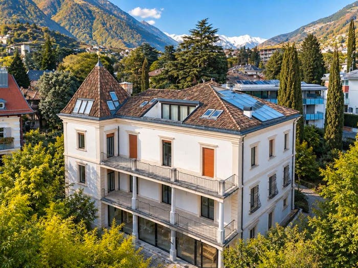 Casa con 6 locali in vendita in Centro, Merano
