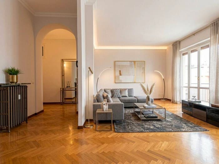 Appartamento trilocale in vendita in Via Circo, Sant'Ambrogio, Milano