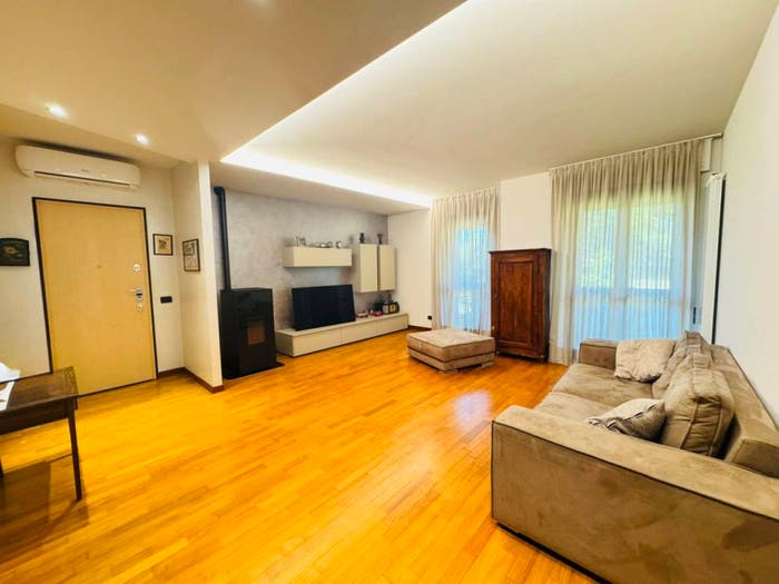 Appartamento quadrilocale in vendita in Via Novembre, Centro, Borgosatollo