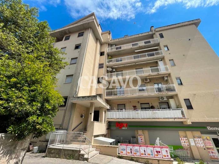 Appartamento trilocale in vendita in Via F Jovine, Larino