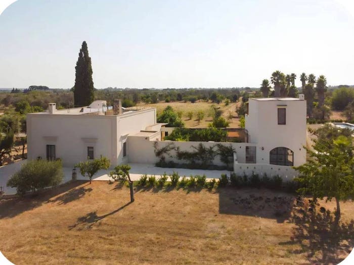 Casa con 6 locali in vendita in Strada Provinciale di Parabita, Roseo, Parabita