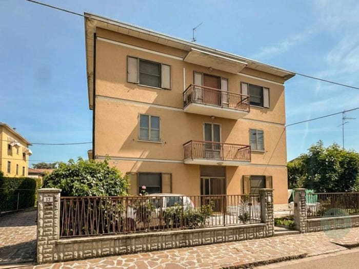 Casa con 6 locali in vendita in via Chiesa di Santa Croce, Santa Croce, Carpi