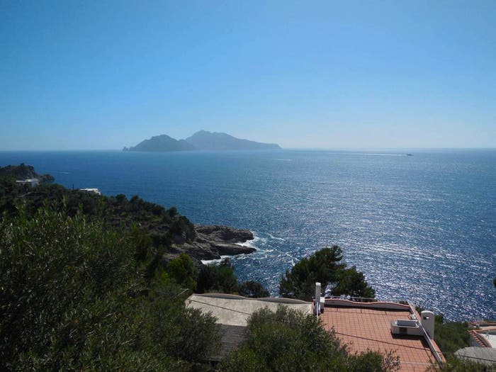 Casa bilocale in affitto in Via Novembre, Massa Lubrense