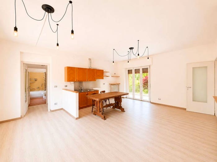 Casa con 6 locali in vendita in Via Alba, Sinio
