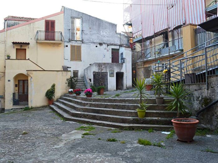Appartamento bilocale in vendita in Spiazzo del Sole, Centro Storico, Catanzaro
