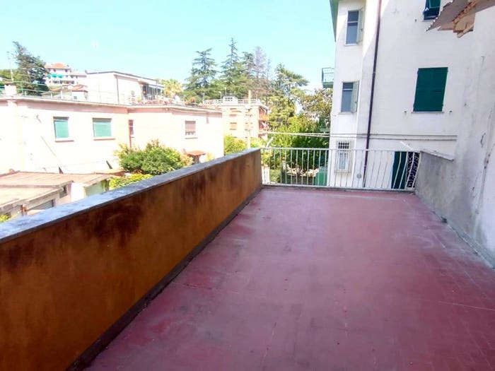 Appartamento quadrilocale in vendita in Via Francesca Durazzo, Albissola Marina