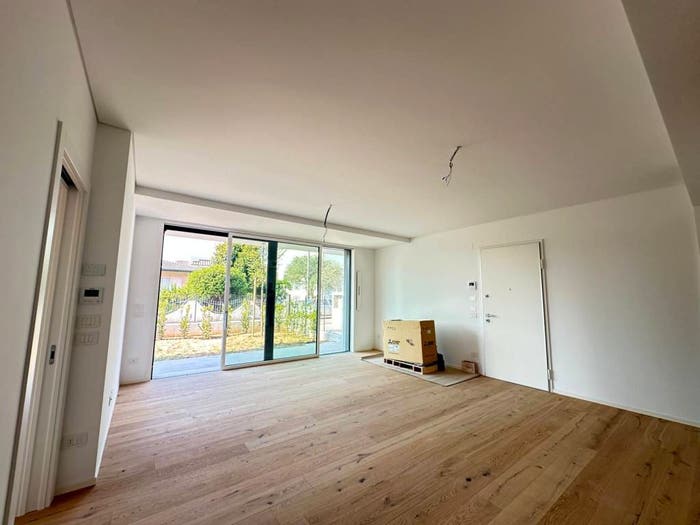 Appartamento trilocale in vendita in Via Cima da Conegliano, Dosson, Casier
