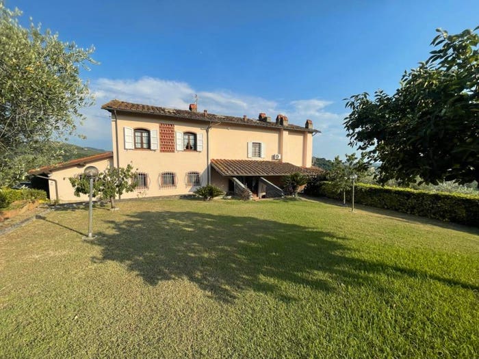 Casa con 6 locali in vendita in via delle sezioni, Bargecchia Corsanico, Massarosa