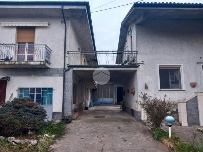 Casa con 6 locali in vendita in Via Roma, Monticelli Pavese