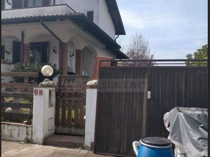 Casa quadrilocale in vendita in Via Giuseppe Verdi, San Vito, Gaggiano