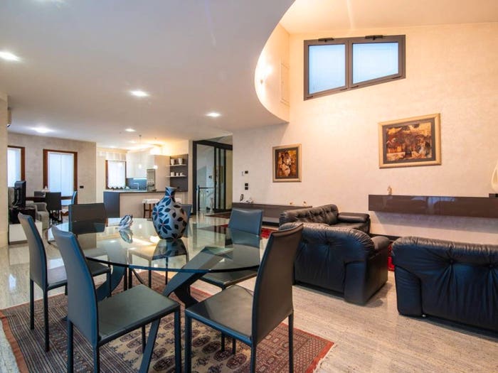 Casa con 6 locali in vendita in Via Gabriele D'Annunzio, Terradura, Due Carrare