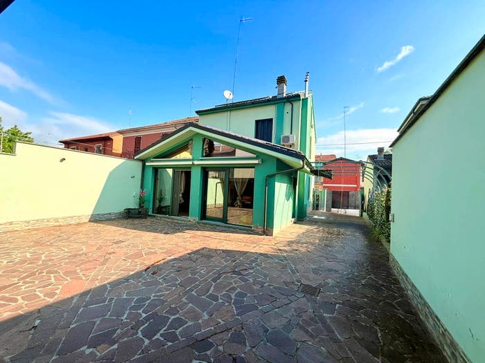 Casa con 6 locali in vendita in Strada Casalcermelli, Cristo, Alessandria
